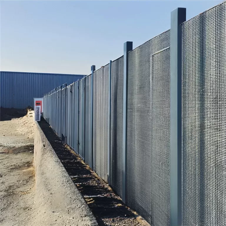 Why Contractors Prefer BRC Fence for Long-Term Projects