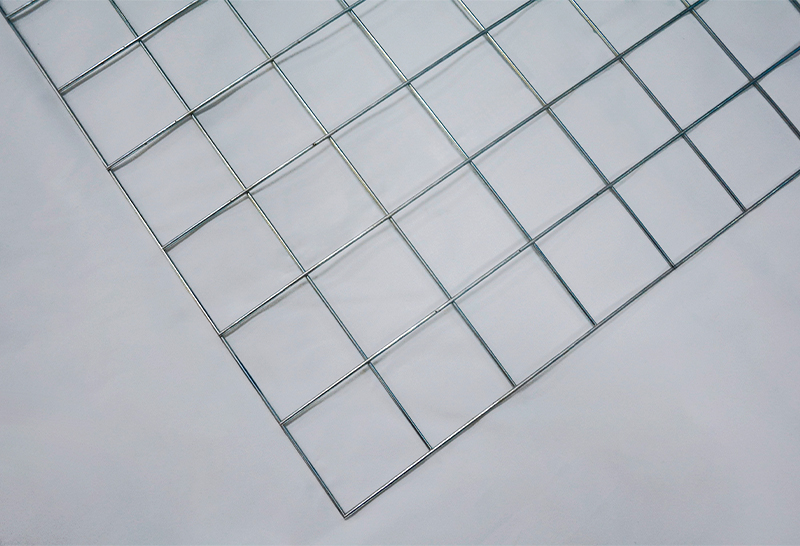 ألواح شبكات سلكية ملحومة